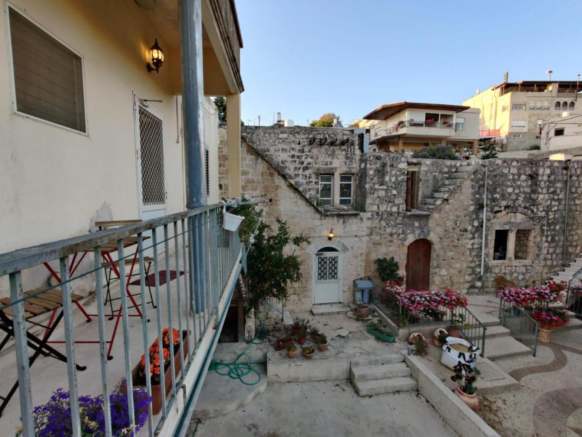 Mi'Ilya Chocolate House Guest House Exterior photo